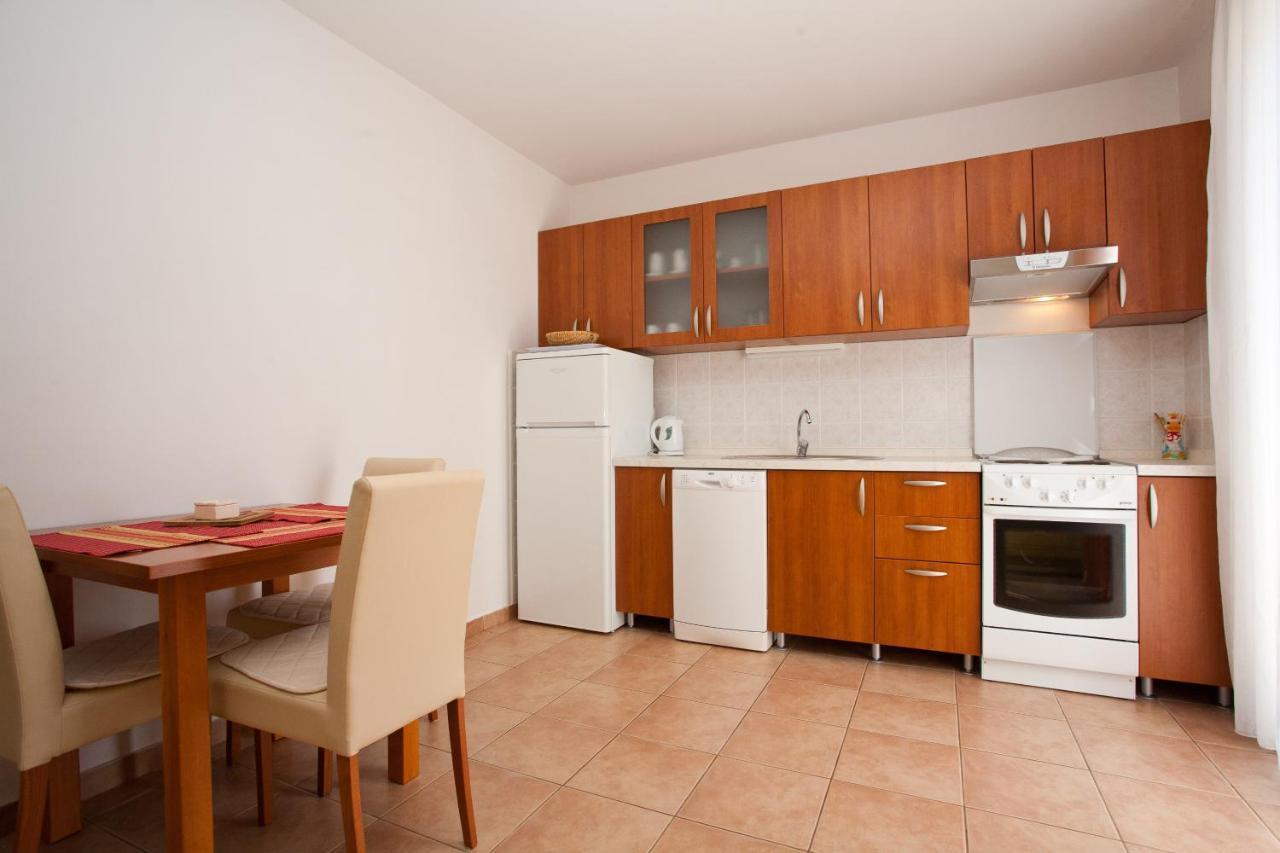 Apartments Glibo Near The Sea And Town Center! Krk Town Eksteriør billede